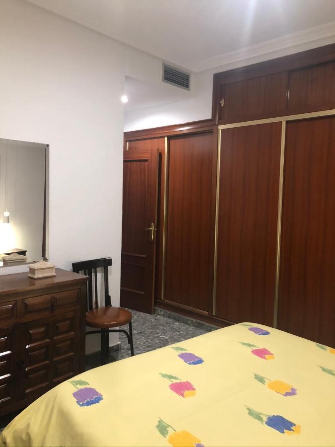 Torreperea- Piso Completo Villa Jaén Exteriör bild