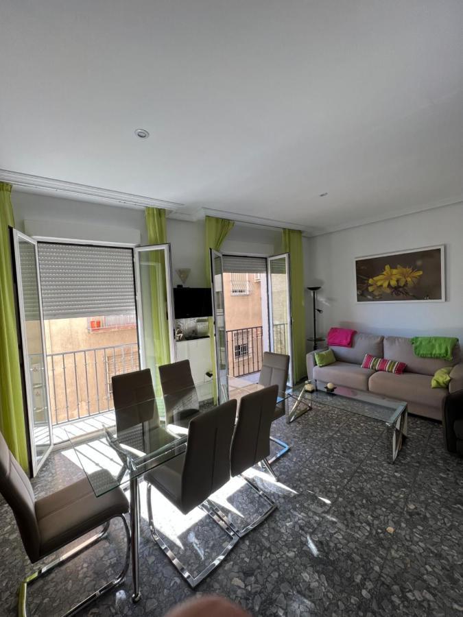 Torreperea- Piso Completo Villa Jaén Exteriör bild